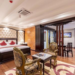 Royal Suite